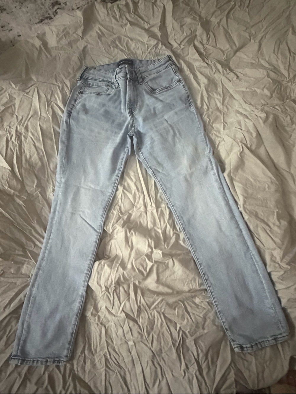 Aeropostale Light Wash High-Rise Men Jeans - Casual Slim Fit